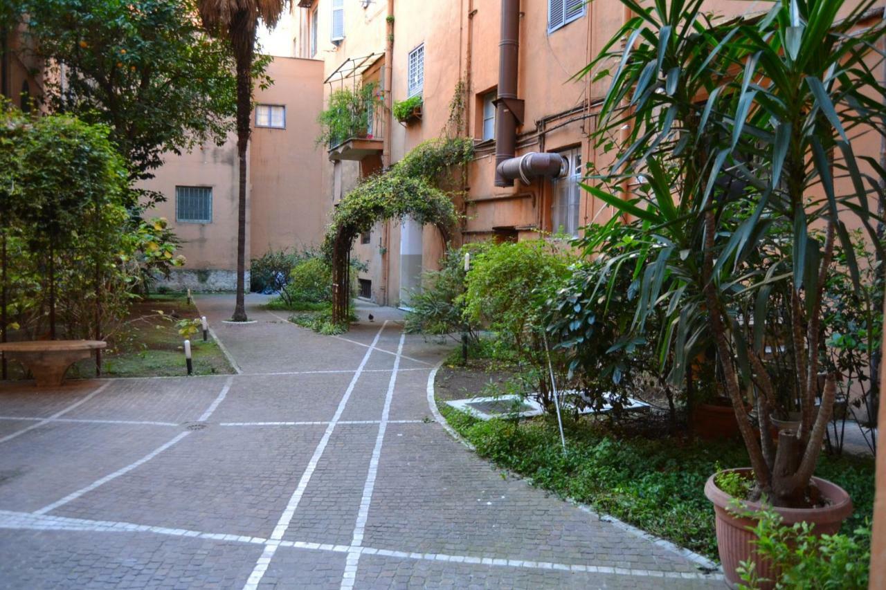 Bdc - Maison Sophie Al Vaticano Rome Luaran gambar